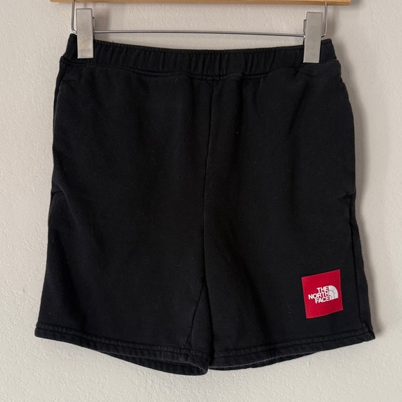 The North Face Boy’s Black Fleece Shorts - Picture 1 of 3